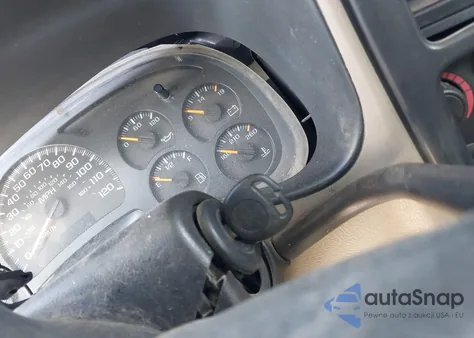 2005 Chevrolet Silverado 2500Hd Lt from USA, damaged, VIN 1GCHK23255F939672